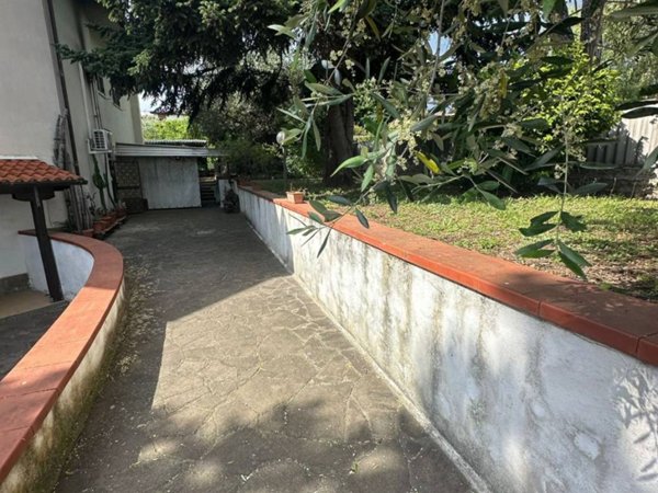 casa indipendente in vendita a Velletri