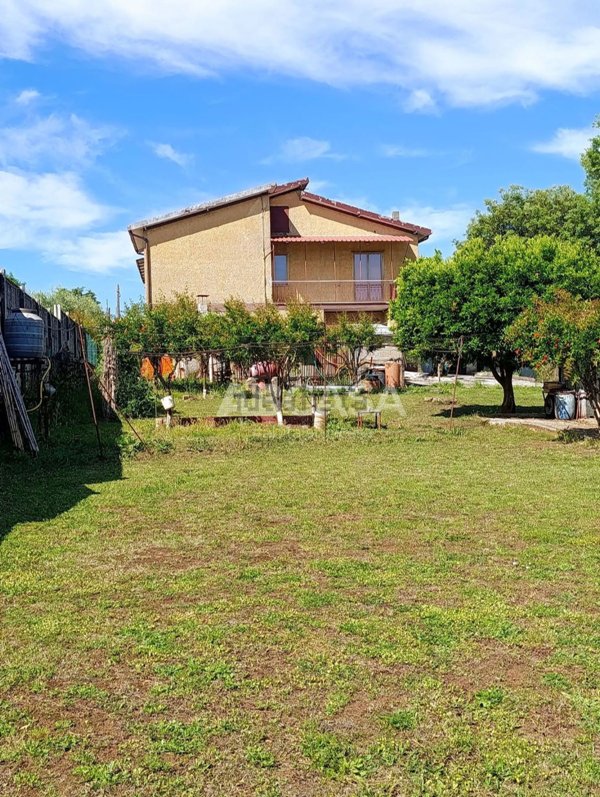 casa indipendente in vendita a Velletri