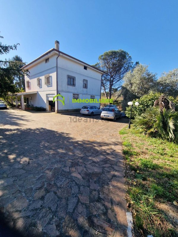 casa indipendente in vendita a Velletri