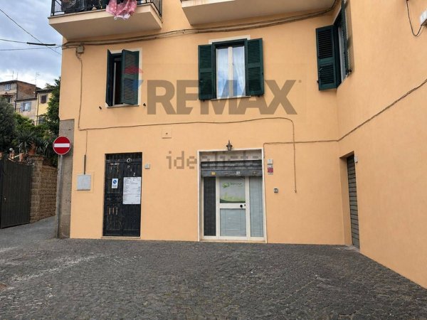 trivano in vendita a Velletri