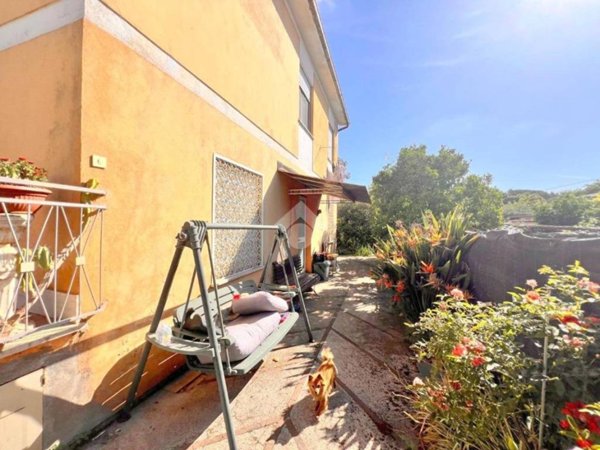 casa indipendente in vendita a Velletri