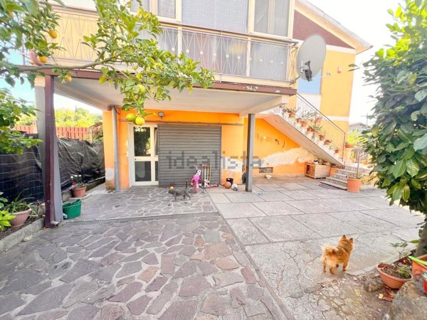 casa indipendente in vendita a Velletri