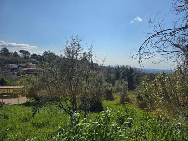casa indipendente in vendita a Velletri