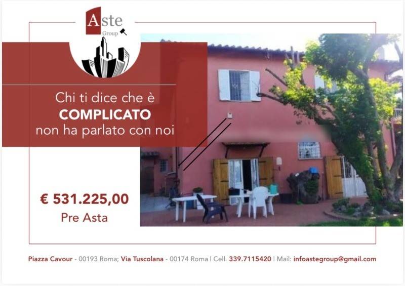 locale commerciale in vendita a Velletri