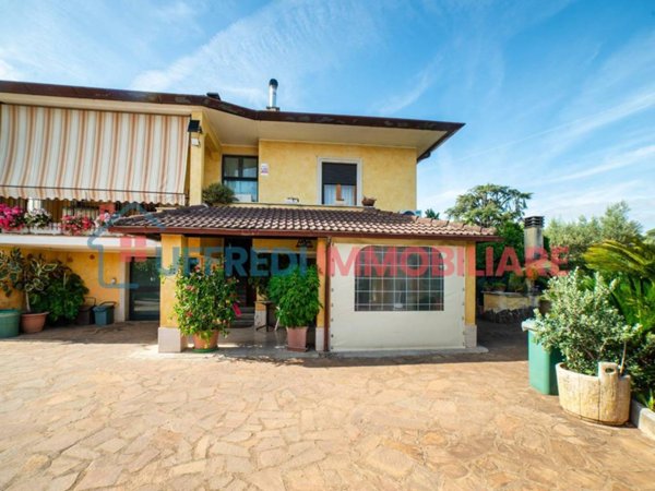 casa indipendente in vendita a Velletri