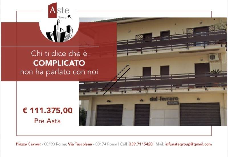 negozio in vendita a Velletri