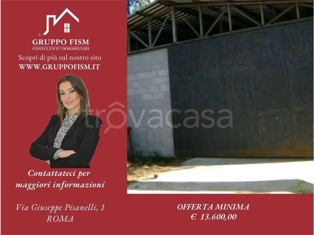 locale commerciale in vendita a Velletri