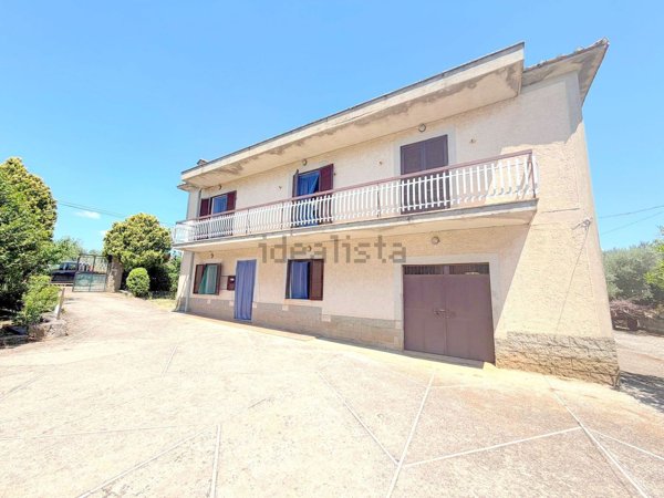 casa indipendente in vendita a Velletri