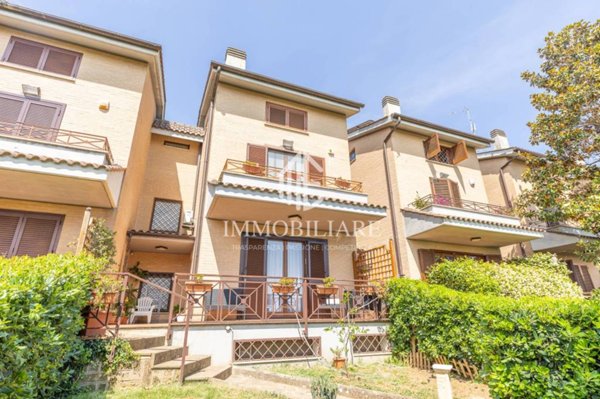 casa indipendente in vendita a Velletri