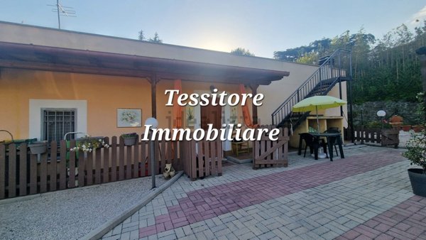 casa indipendente in vendita a Velletri