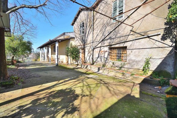 casa indipendente in vendita a Velletri