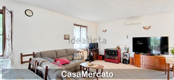 casa indipendente in vendita a Velletri