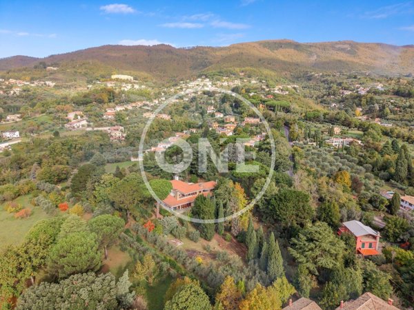 casa indipendente in vendita a Velletri