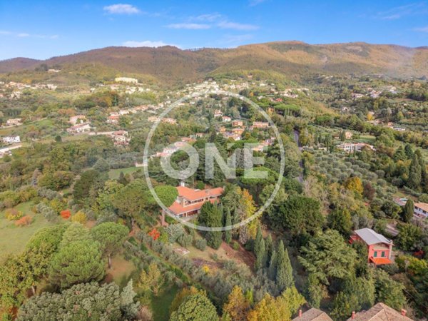 casa indipendente in vendita a Velletri
