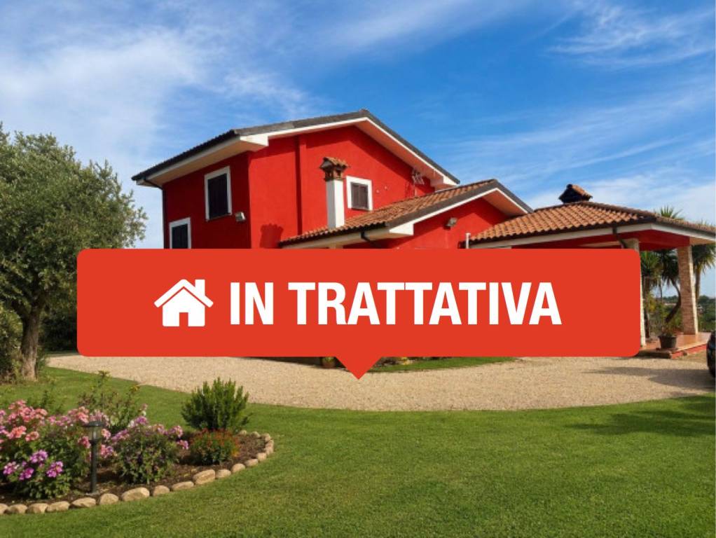 casa indipendente in vendita a Velletri