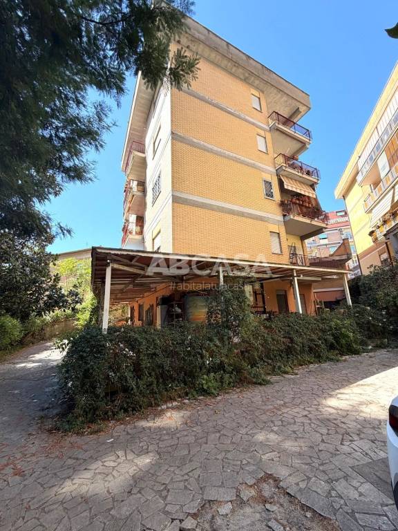 appartamento in vendita a Velletri