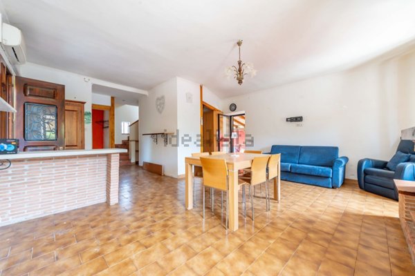 casa indipendente in vendita a Velletri