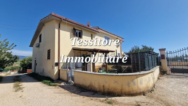 casa indipendente in vendita a Velletri