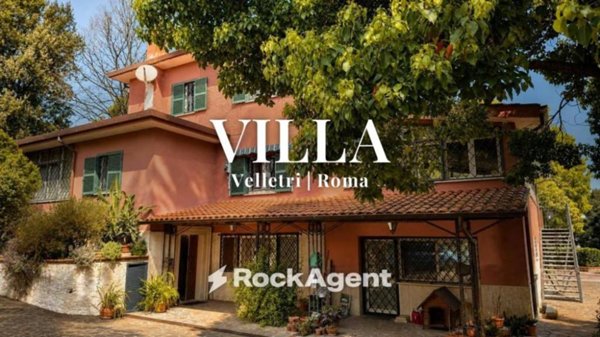 casa indipendente in vendita a Velletri