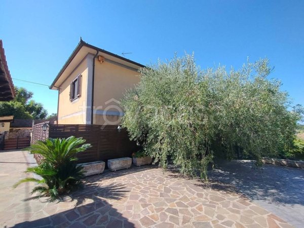casa indipendente in vendita a Velletri