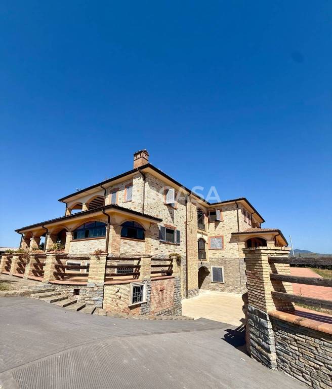 casa indipendente in vendita a Velletri