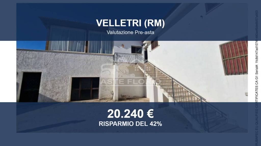 locale commerciale in vendita a Velletri