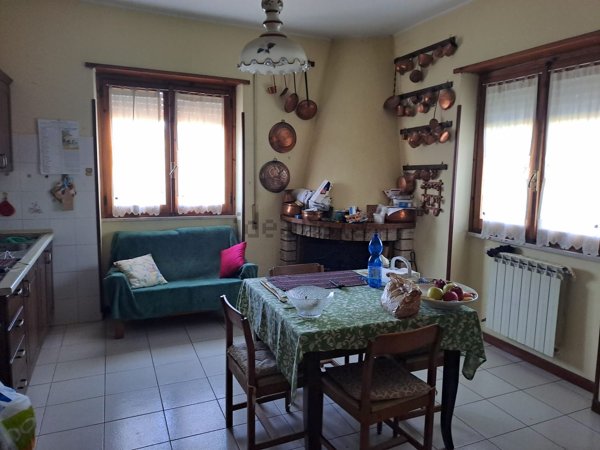 casa indipendente in vendita a Velletri