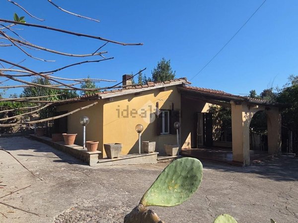 casa indipendente in vendita a Velletri