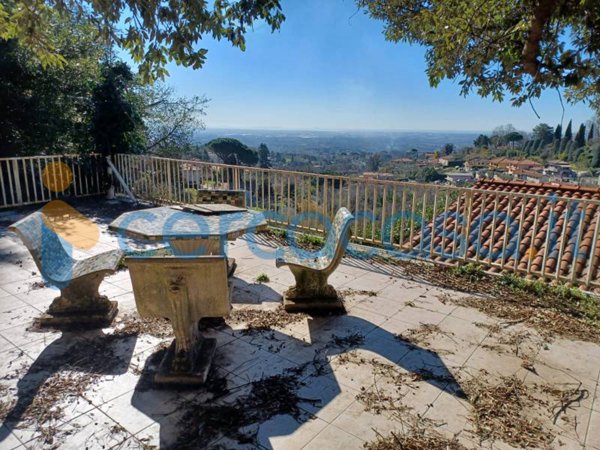 casa indipendente in vendita a Velletri
