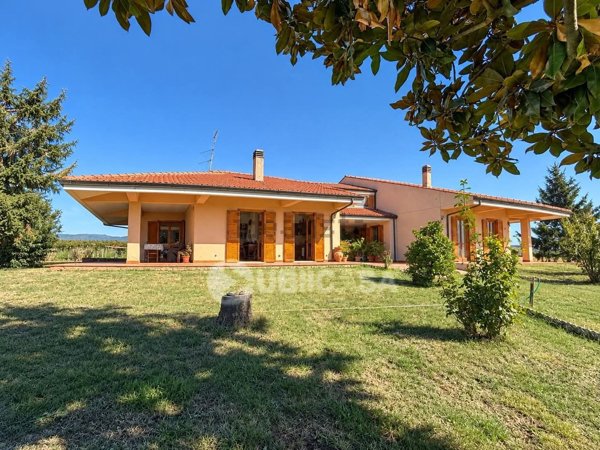 casa indipendente in vendita a Velletri