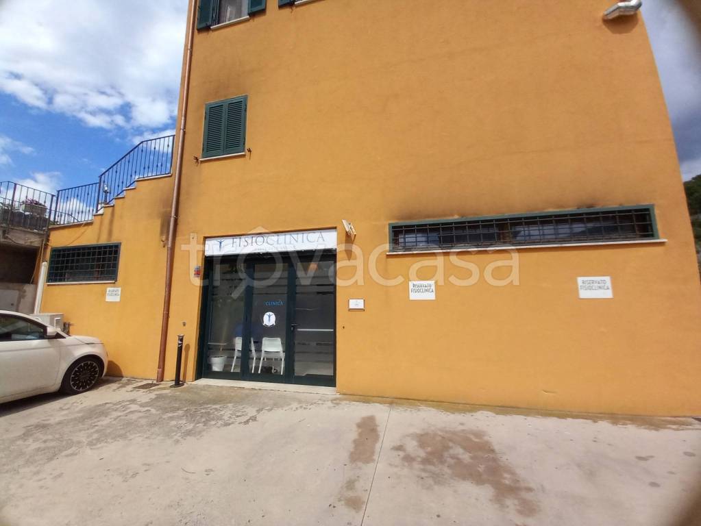 ufficio in vendita a Vicovaro