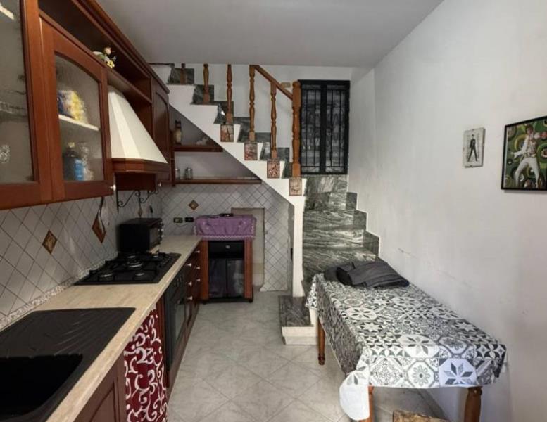 intera palazzina in vendita a Vicovaro