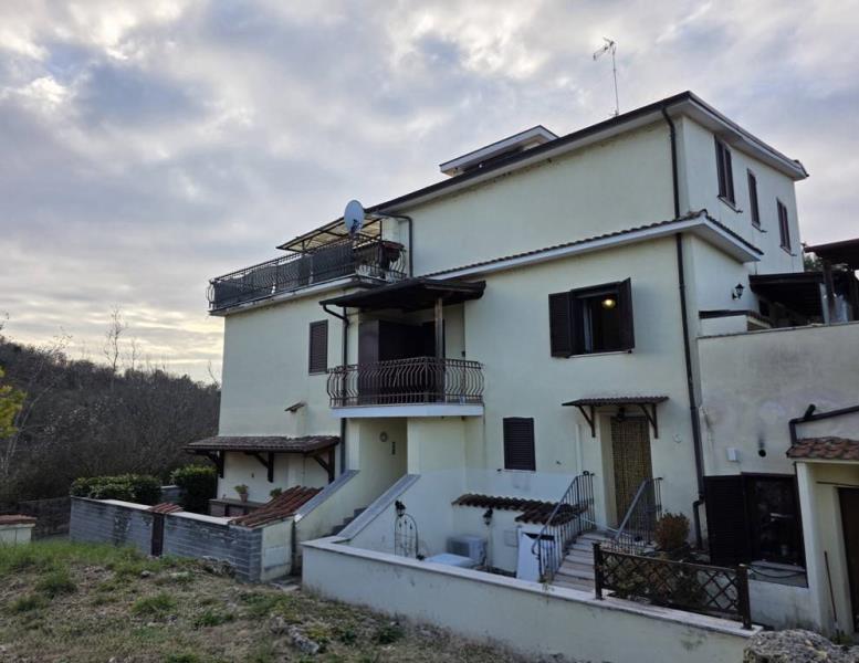 appartamento in vendita a Vicovaro