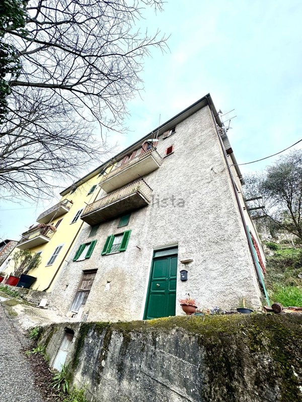 appartamento in vendita a Vivaro Romano