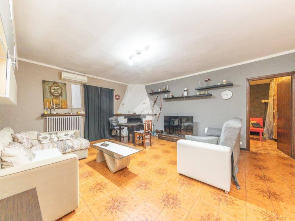 casa indipendente in vendita a Zagarolo