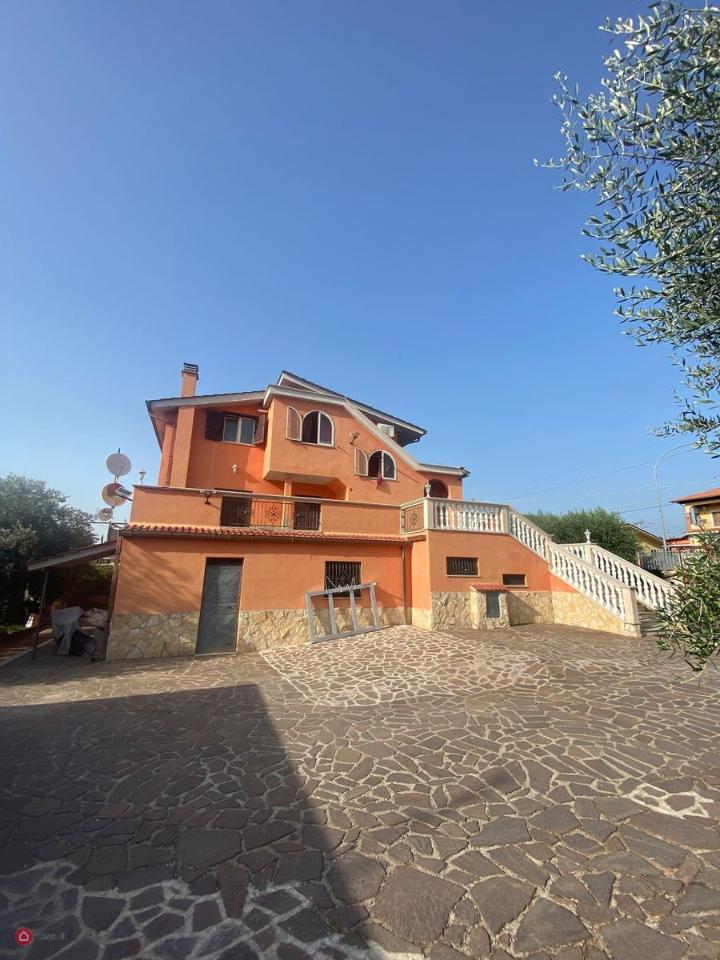 appartamento in vendita a Zagarolo in zona Valle Martella