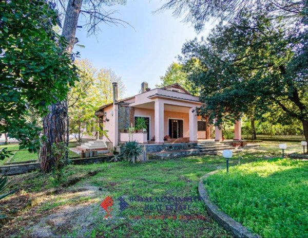 casa indipendente in vendita a Zagarolo