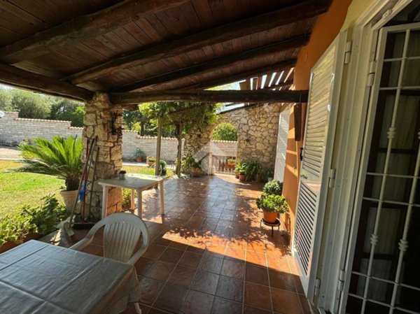 casa indipendente in vendita a Zagarolo