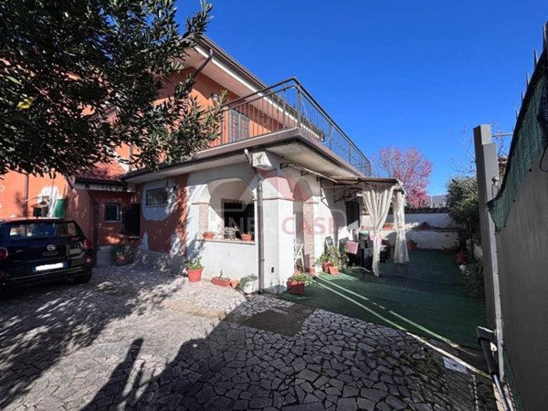 casa indipendente in vendita a Zagarolo