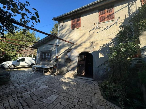 casa indipendente in vendita a Zagarolo
