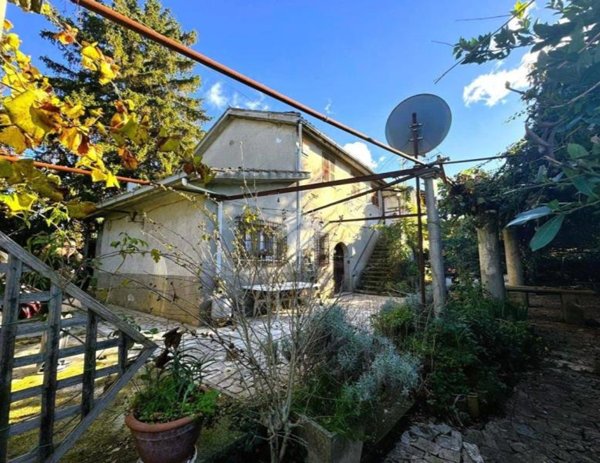 casa indipendente in vendita a Zagarolo