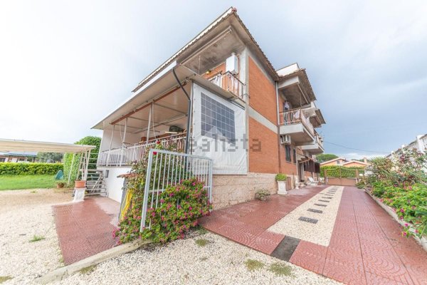 appartamento in vendita a Zagarolo in zona Valle Martella