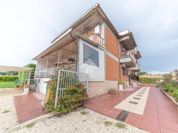 appartamento in vendita a Zagarolo in zona Valle Martella