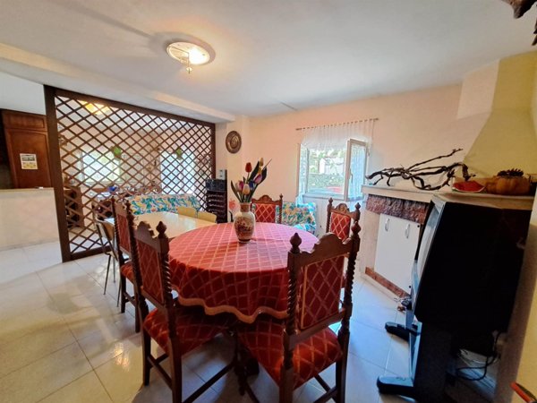 casa indipendente in vendita a Zagarolo in zona Valle Martella