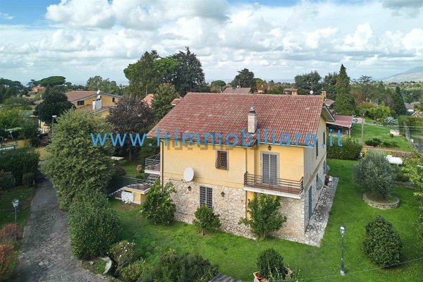 casa indipendente in vendita a Zagarolo