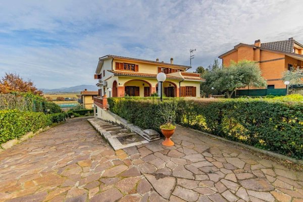 casa indipendente in vendita a Zagarolo in zona Valle Martella