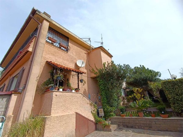 casa indipendente in vendita a Zagarolo