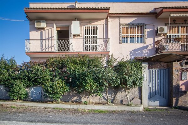 appartamento in vendita a Zagarolo in zona Valle Martella