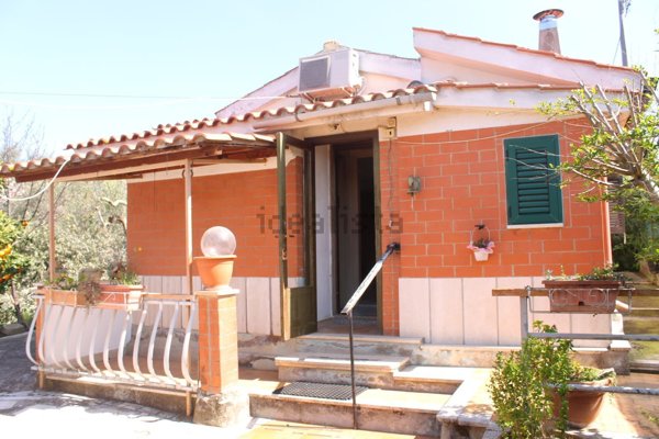 casa indipendente in vendita a Zagarolo