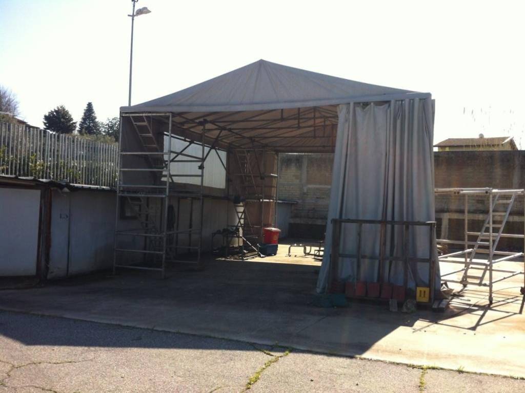 locale commerciale in vendita a Zagarolo
